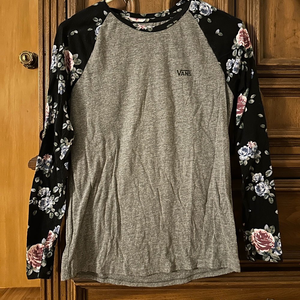Vans small, gray floral long-sleeve